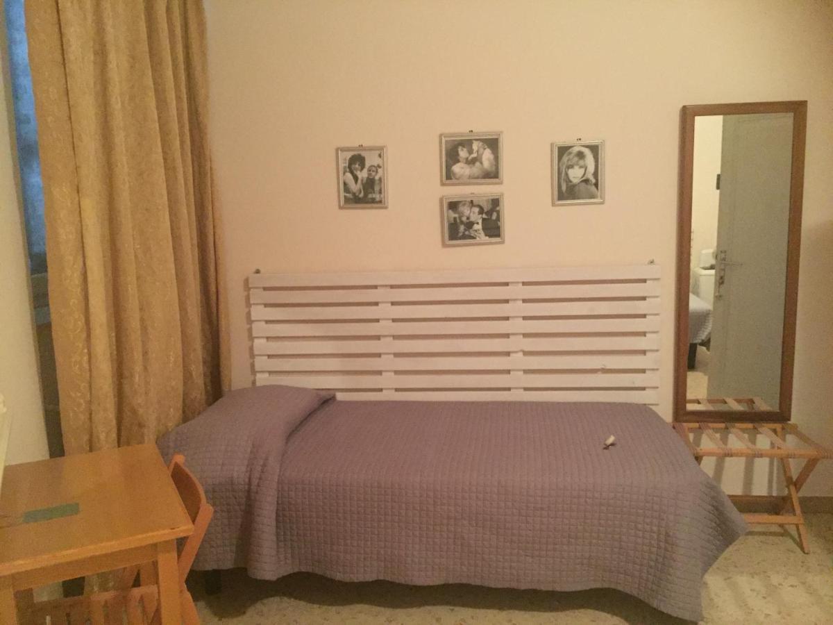 Castello - Solo Pernotto Hotel Cupra Marittima Eksteriør billede