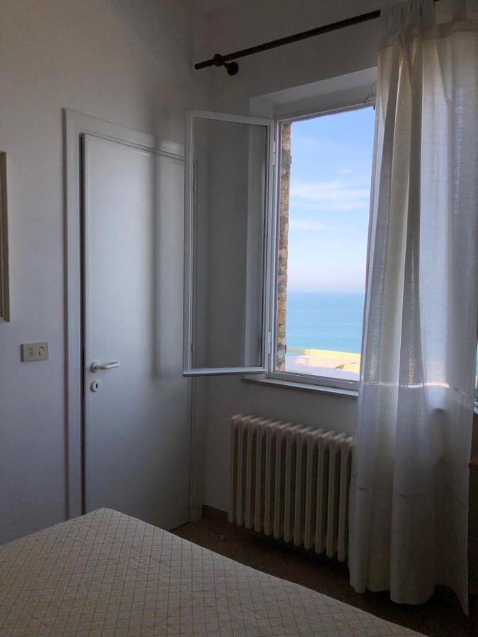Castello - Solo Pernotto Hotel Cupra Marittima Eksteriør billede