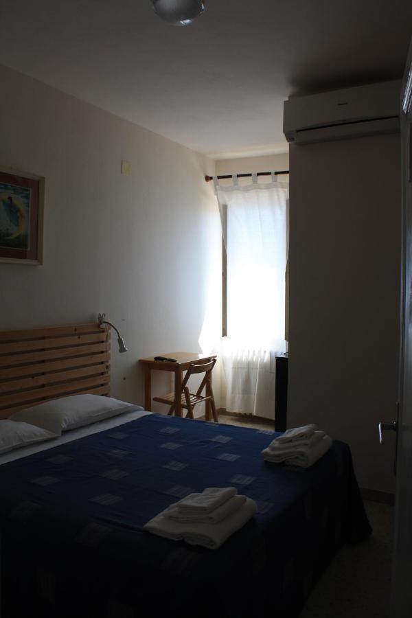 Castello - Solo Pernotto Hotel Cupra Marittima Eksteriør billede