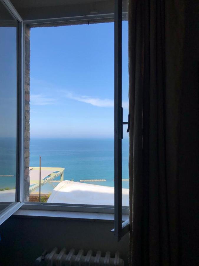 Castello - Solo Pernotto Hotel Cupra Marittima Eksteriør billede